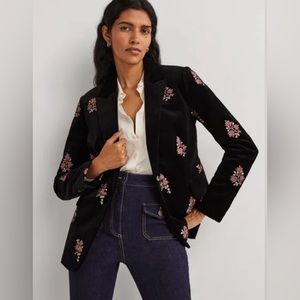 Boden women’s semi-fitted tailored blazer. Embroidered flowers. Black